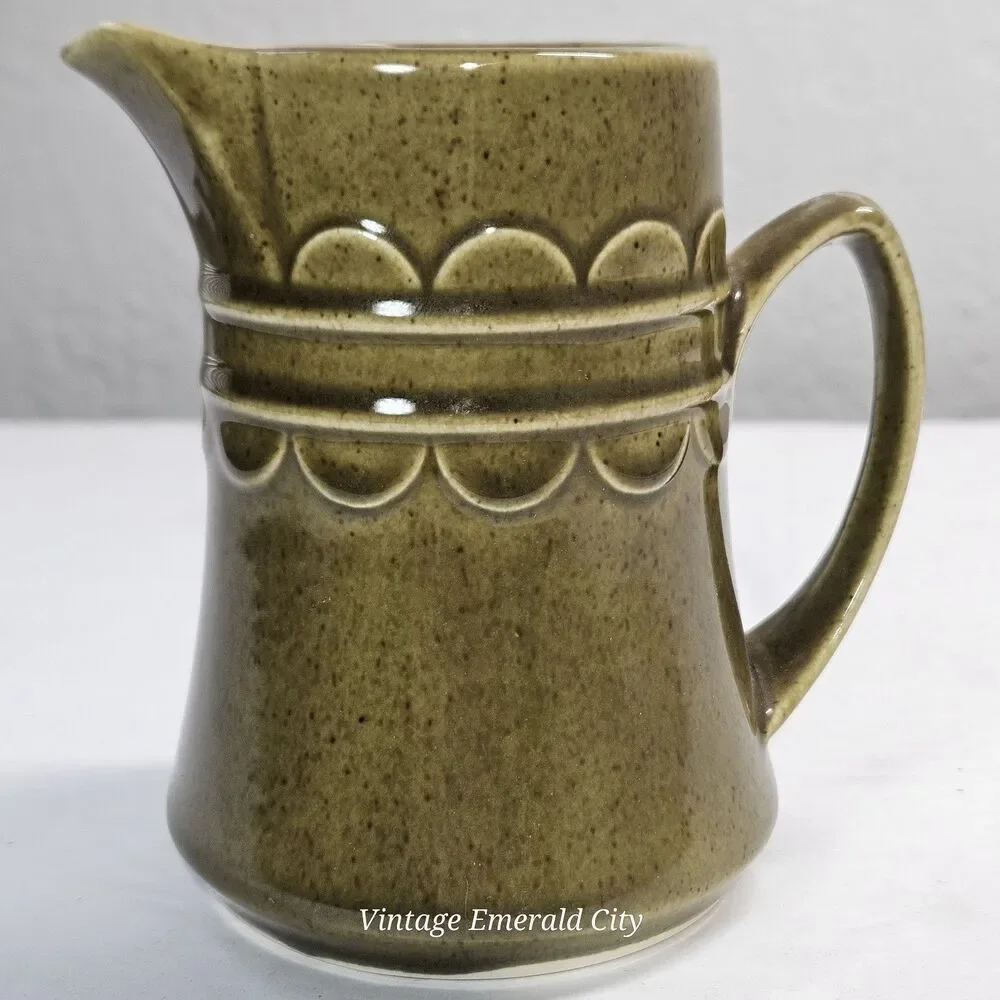 Vtg Homer Laughlin Sheffield 70s Olive Granada Green Ceramic Creamer Pitcher 7in